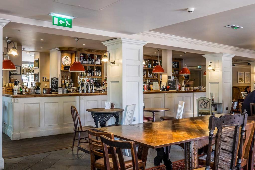 The Foley Hotel Claygate Екстериор снимка