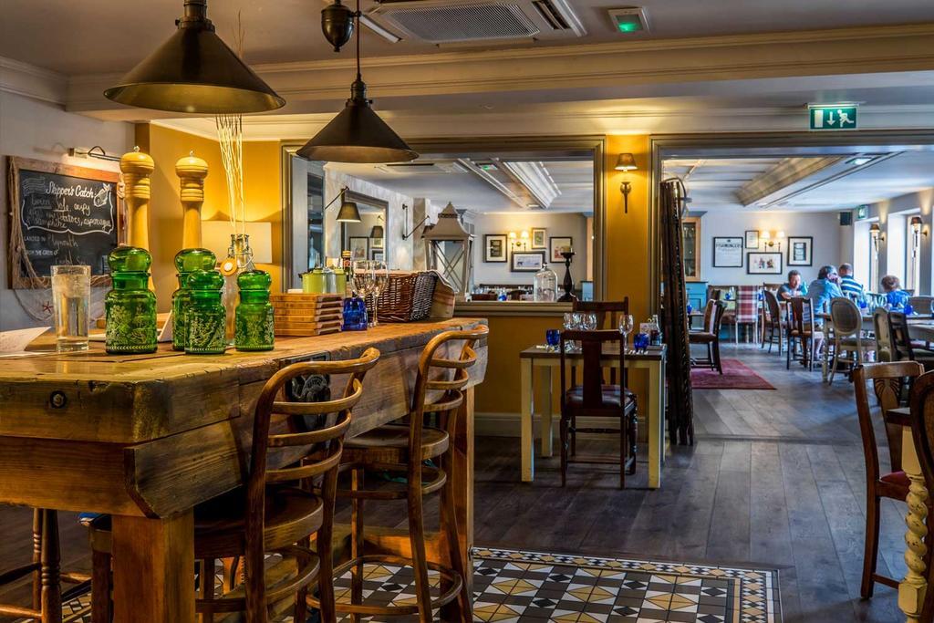 The Foley Hotel Claygate Екстериор снимка